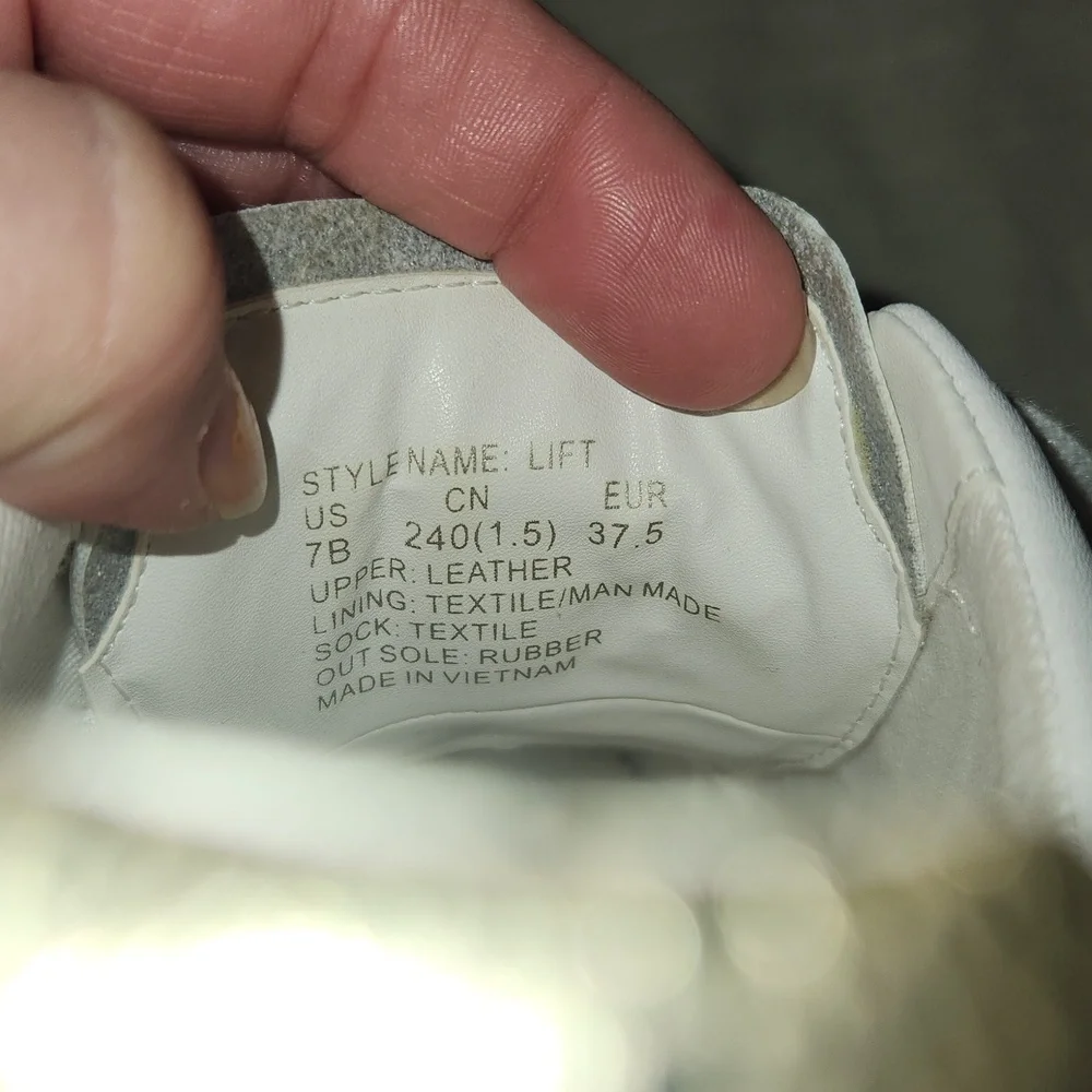 Kate Spade lift sneakers size 7 - Picture 13 of 14